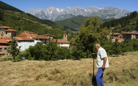 Farming near Potes
